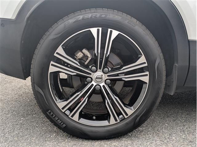 VOLVO VOLVO XC40 2020