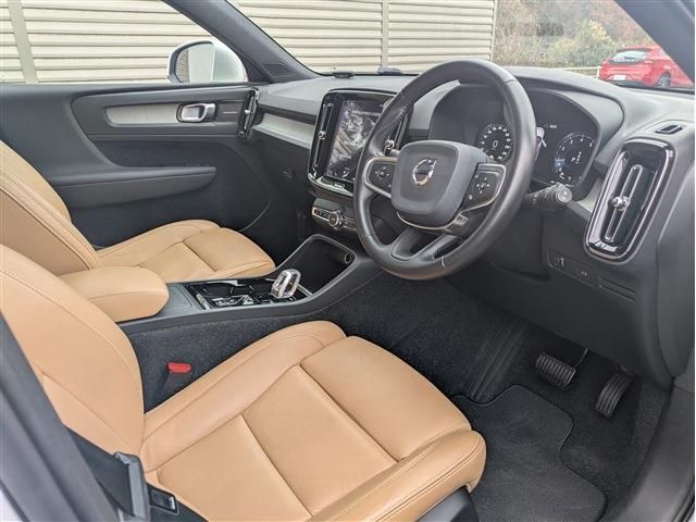 VOLVO VOLVO XC40 2020