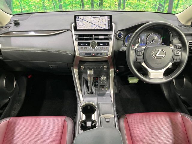 TOYOTA LEXUS NX300h AWD 2018