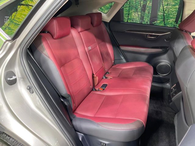 TOYOTA LEXUS NX300h AWD 2018