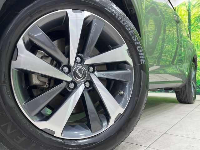 TOYOTA LEXUS NX300h AWD 2018