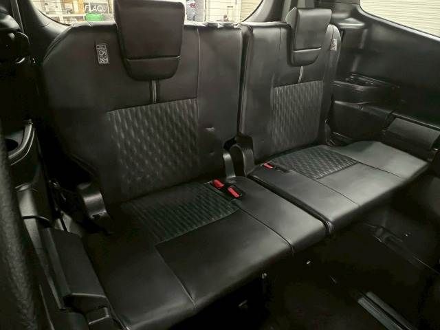 TOYOTA NOAH HYBRID 2023