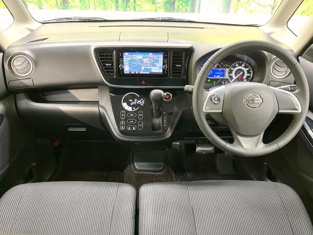 NISSAN DAYZ ROOX 2017