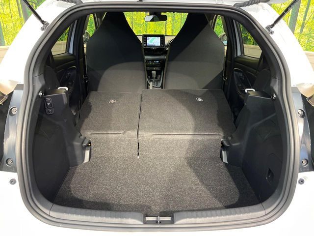 TOYOTA YARIS HYBRID 2022