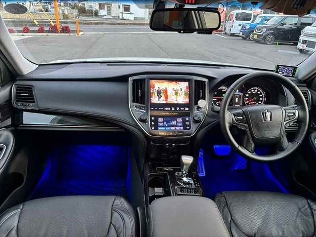 TOYOTA CROWN sedan hybrid 2015