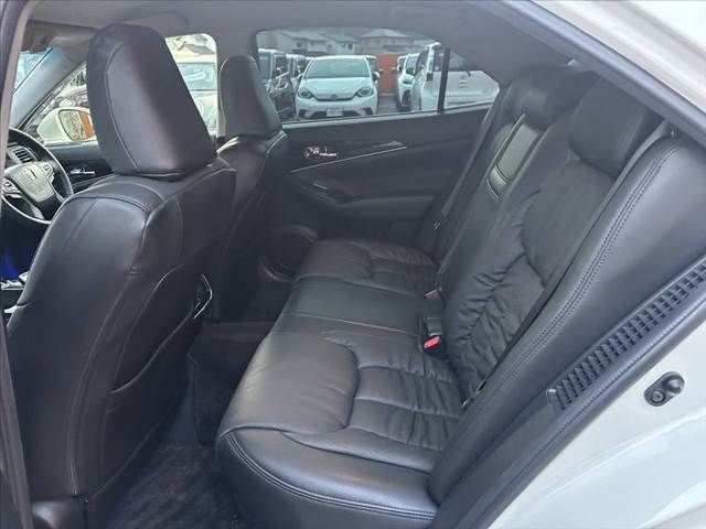 TOYOTA CROWN sedan hybrid 2015