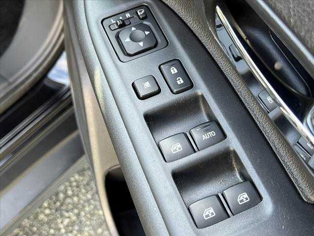 MITSUBISHI OUTLANDER 4WD 2015