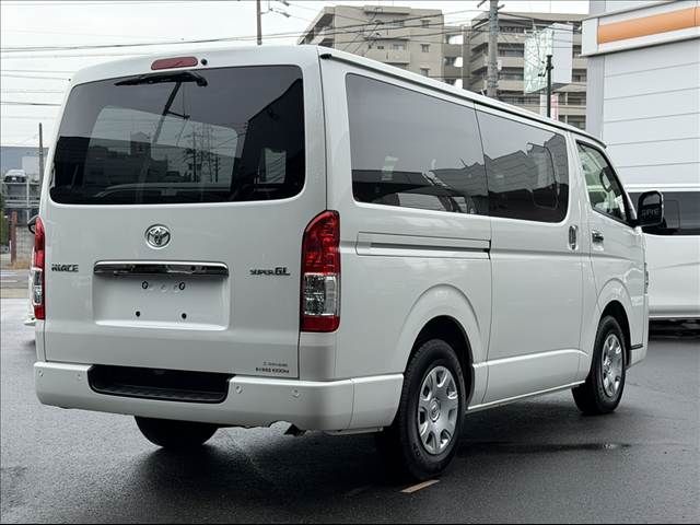 TOYOTA HIACE van 2WD 2023
