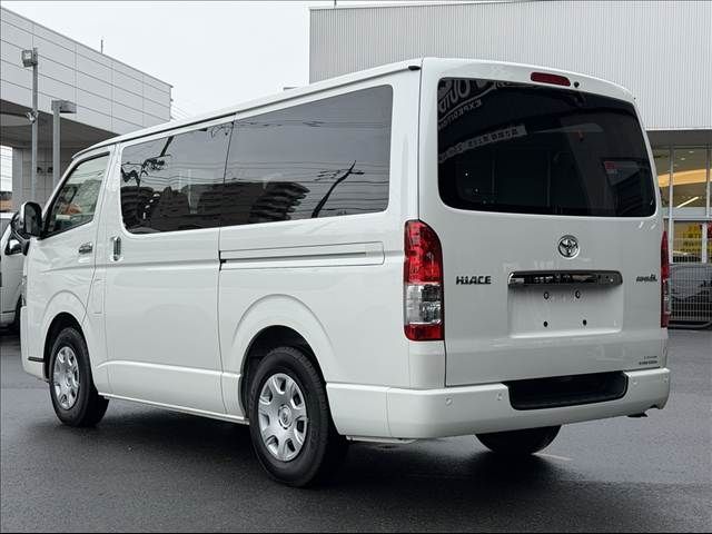 TOYOTA HIACE van 2WD 2023