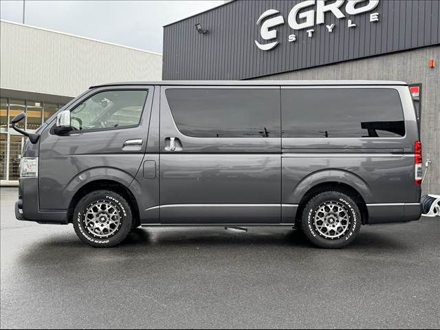 TOYOTA HIACE van 2WD 2021