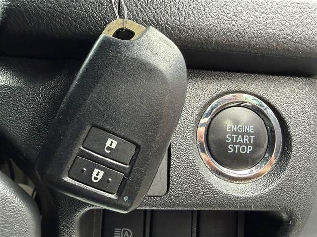 TOYOTA HIACE van 2WD 2021