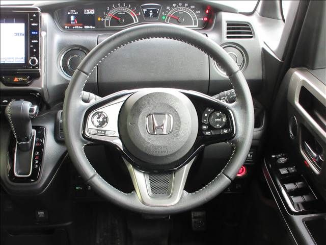 HONDA N BOX CUSTOM 2022