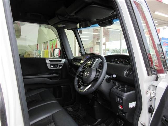 HONDA N BOX CUSTOM 2022