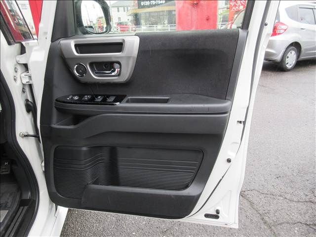 HONDA N BOX CUSTOM 2022