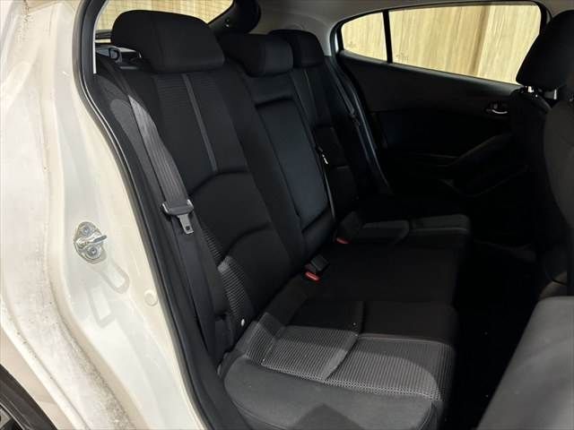 MAZDA AXELA SPORTS 2017