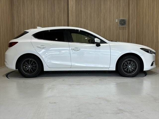 MAZDA AXELA SPORTS 2017