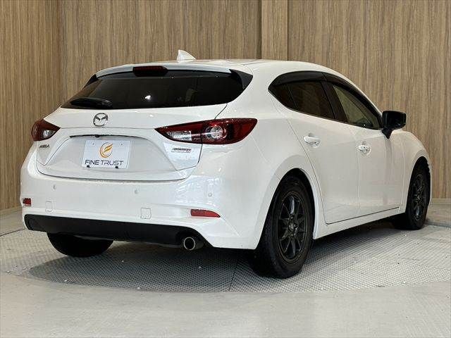 MAZDA AXELA SPORTS 2017