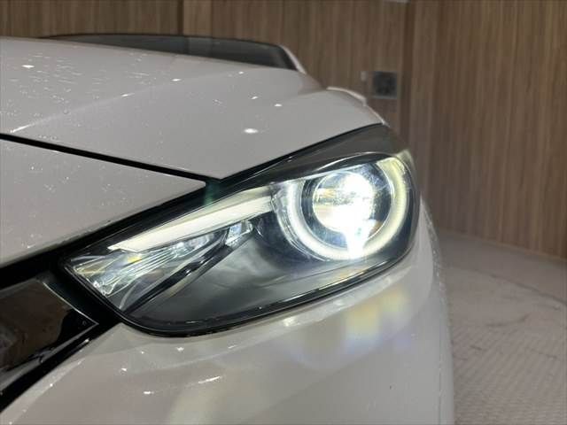 MAZDA AXELA SPORTS 2017