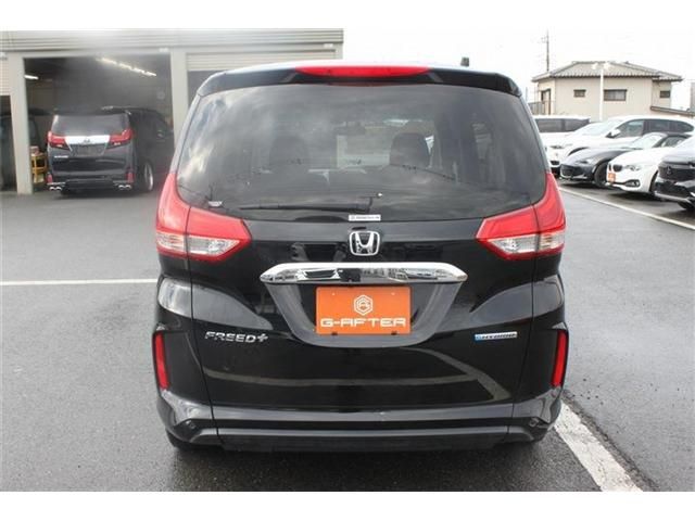 HONDA FREED plus HYBRID 2022