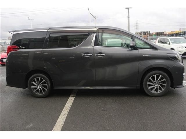 TOYOTA ALPHARD hybrid 4WD 2015