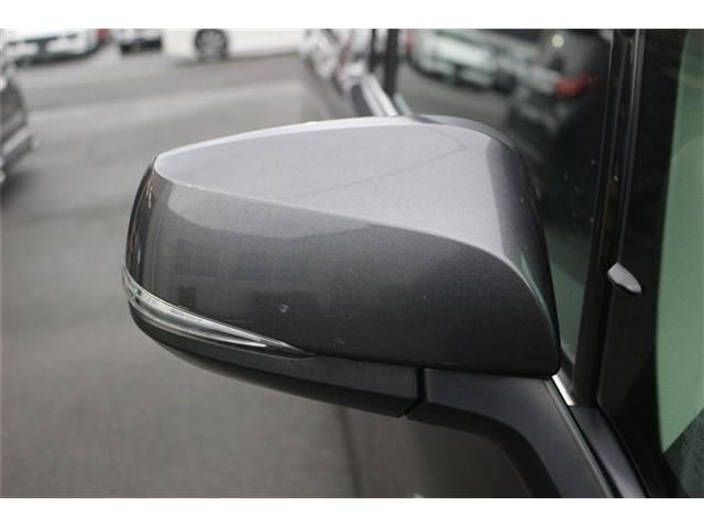 TOYOTA ALPHARD hybrid 4WD 2015