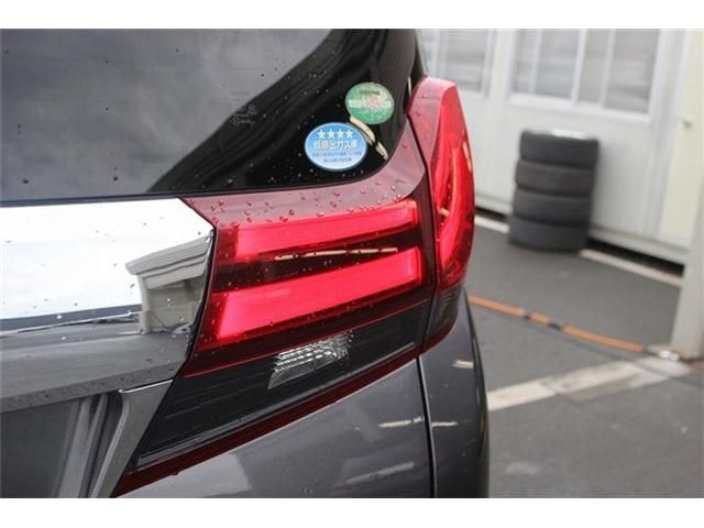 TOYOTA ALPHARD hybrid 4WD 2015