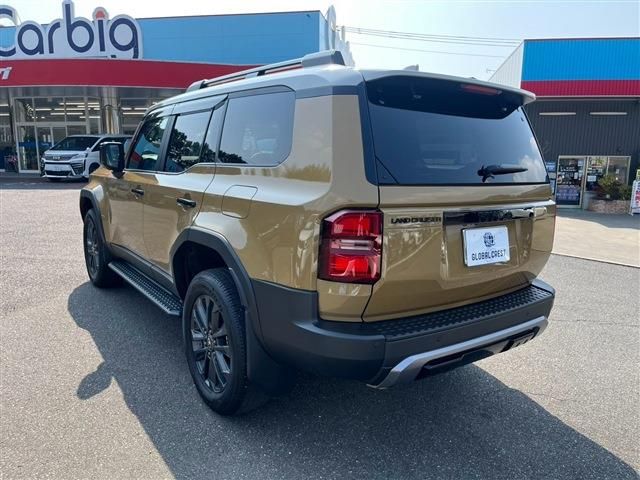 TOYOTA LANDCRUISER 250 2024