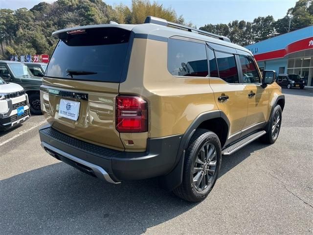 TOYOTA LANDCRUISER 250 2024