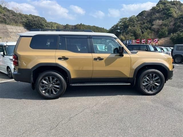 TOYOTA LANDCRUISER 250 2024