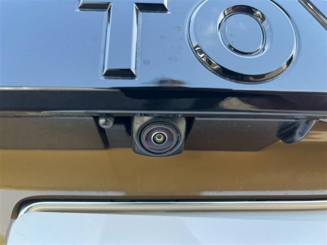 TOYOTA LANDCRUISER 250 2024