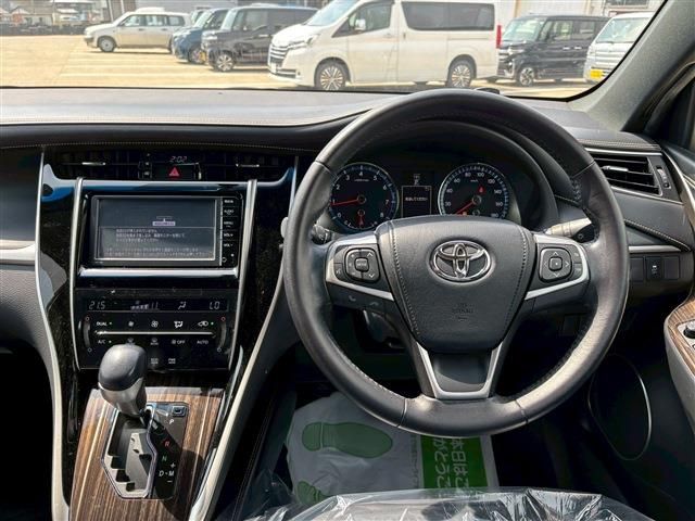 TOYOTA HARRIER 2WD 2016