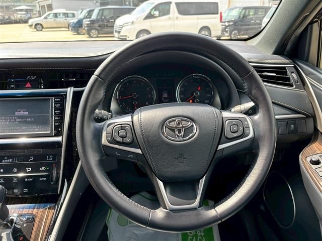 TOYOTA HARRIER 2WD 2016