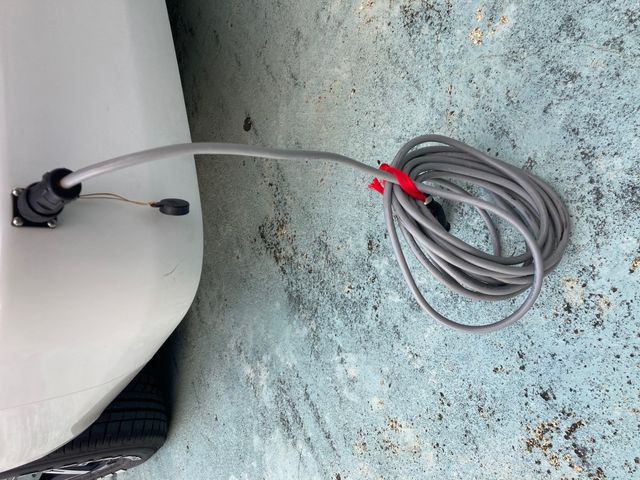 TOYOTA HIACE van 4WD 2017