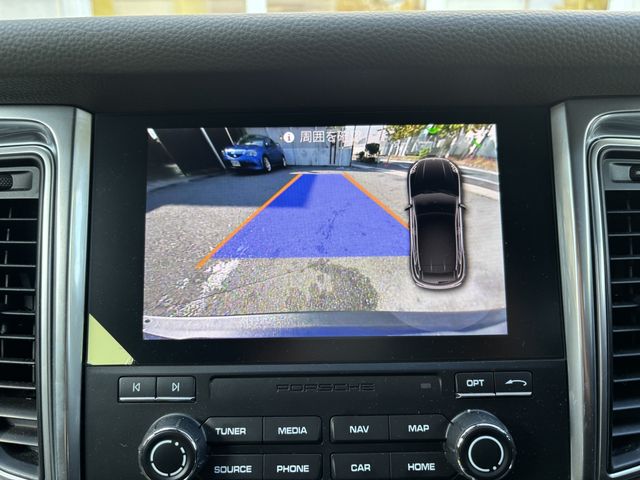 PORSCHE PORSCHE Macan 2016