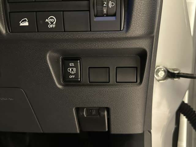 MITSUBISHI ek X SPACE 2022