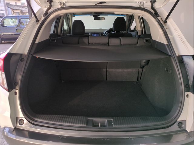 HONDA VEZEL HYBRID 2014