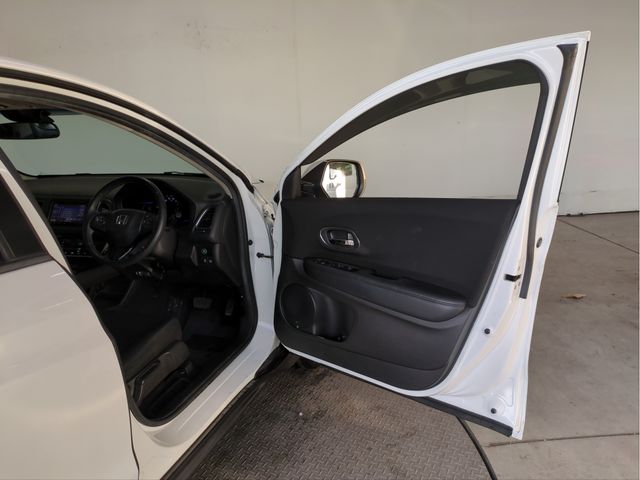 HONDA VEZEL HYBRID 2014