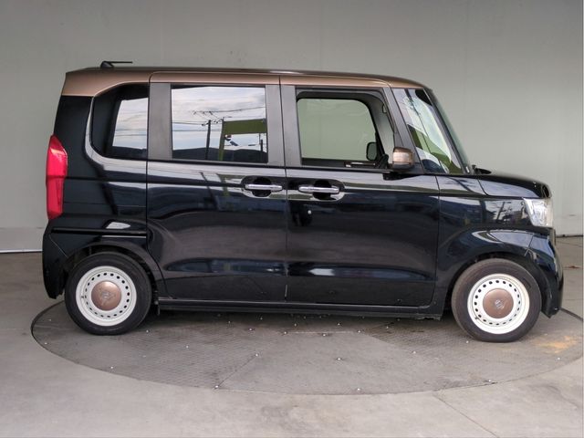 HONDA N BOX 2018