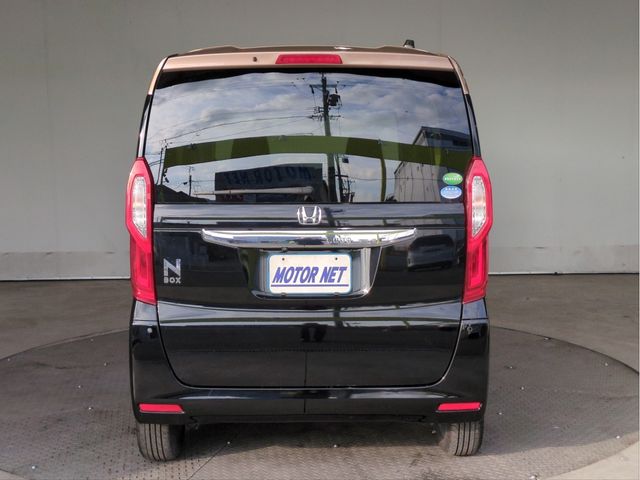 HONDA N BOX 2018