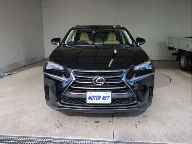 TOYOTA LEXUS NX200t 2015