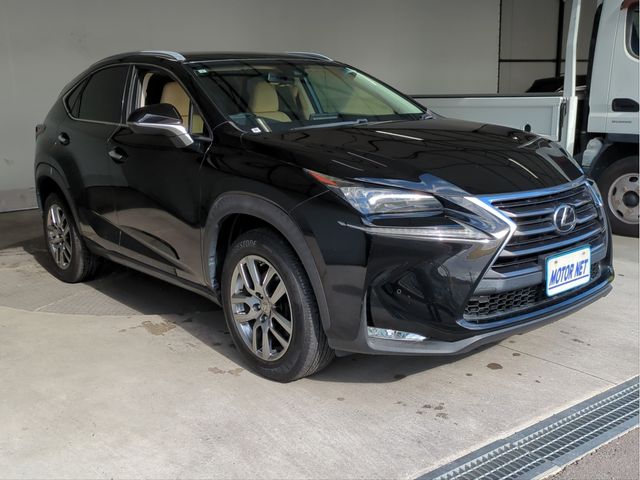 TOYOTA LEXUS NX200t 2015