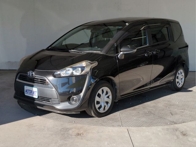 TOYOTA SIENTA 2017