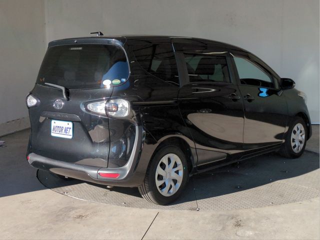 TOYOTA SIENTA 2017