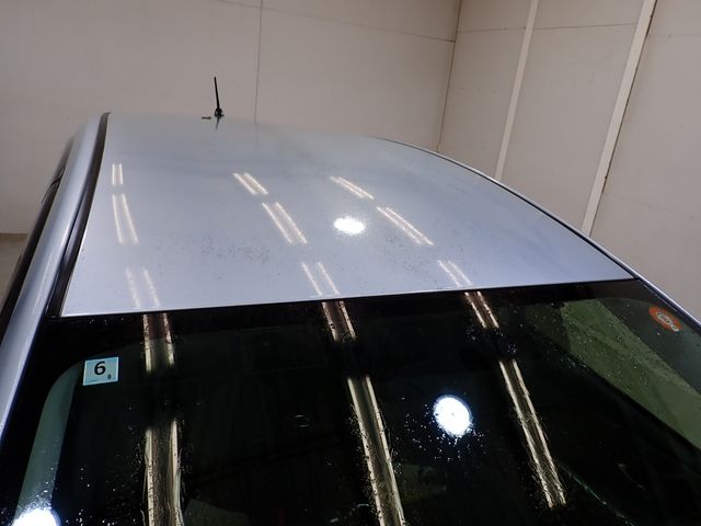 TOYOTA PRIUS Alpha 2012