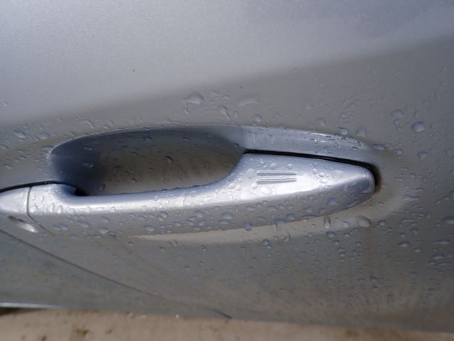 TOYOTA PRIUS Alpha 2012