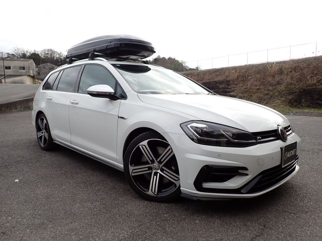 VOLKSWAGEN VOLKSWAGEN GOLF R VARIANT 2017