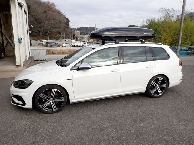 VOLKSWAGEN VOLKSWAGEN GOLF R VARIANT 2017