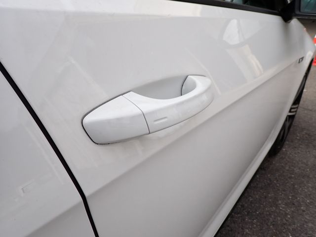 VOLKSWAGEN VOLKSWAGEN GOLF R VARIANT 2017