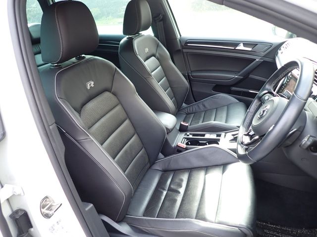 VOLKSWAGEN VOLKSWAGEN GOLF R VARIANT 2017