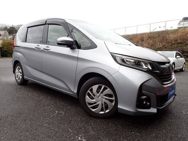 HONDA FREED plus 2017